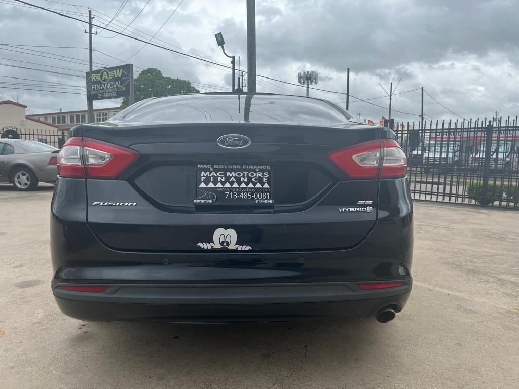 Ford Fusion Hybrid SE 2013