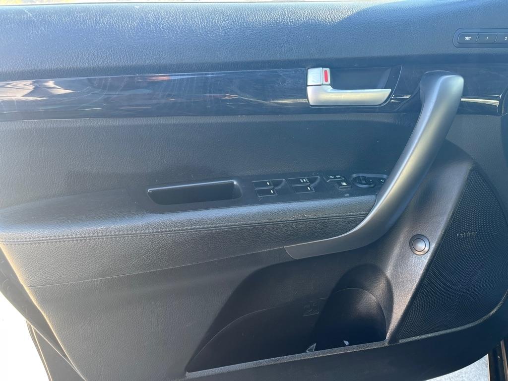 Kia Sorento SX V6 FWD 2014