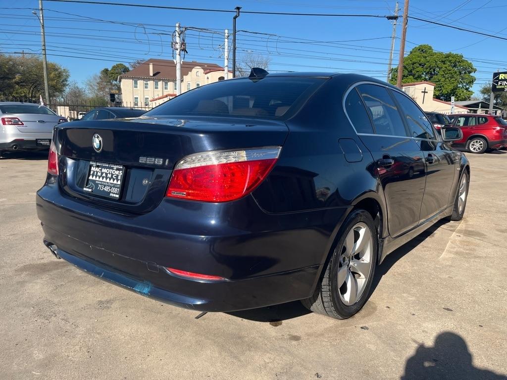 BMW 5-Series 528i 2008