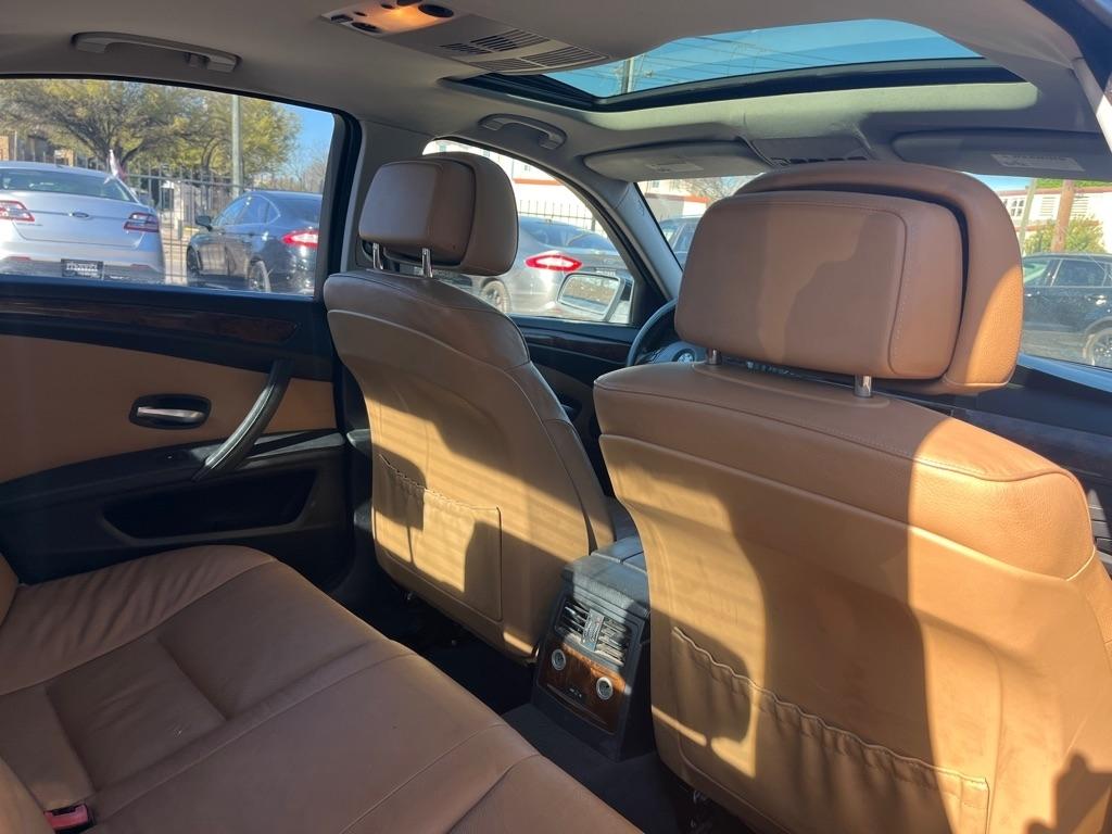 BMW 5-Series 528i 2008