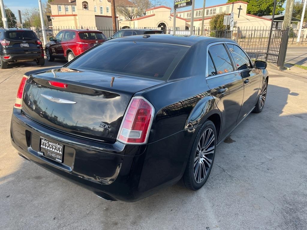 Chrysler 300 S V6 RWD 2013