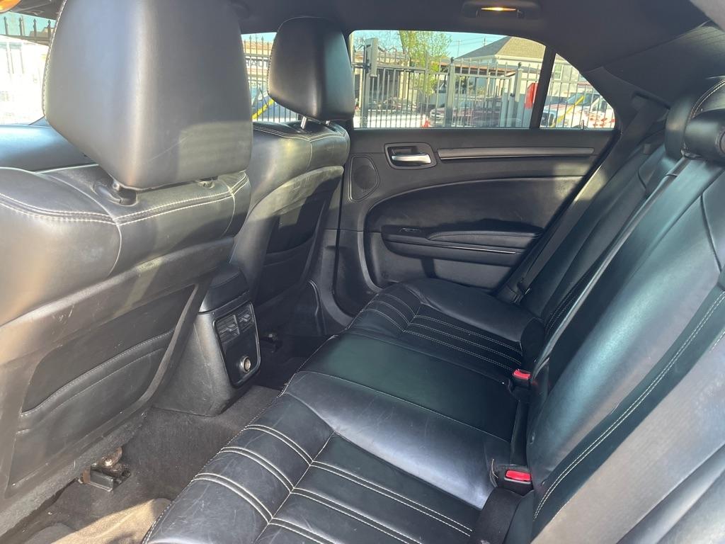 Chrysler 300 S V6 RWD 2013