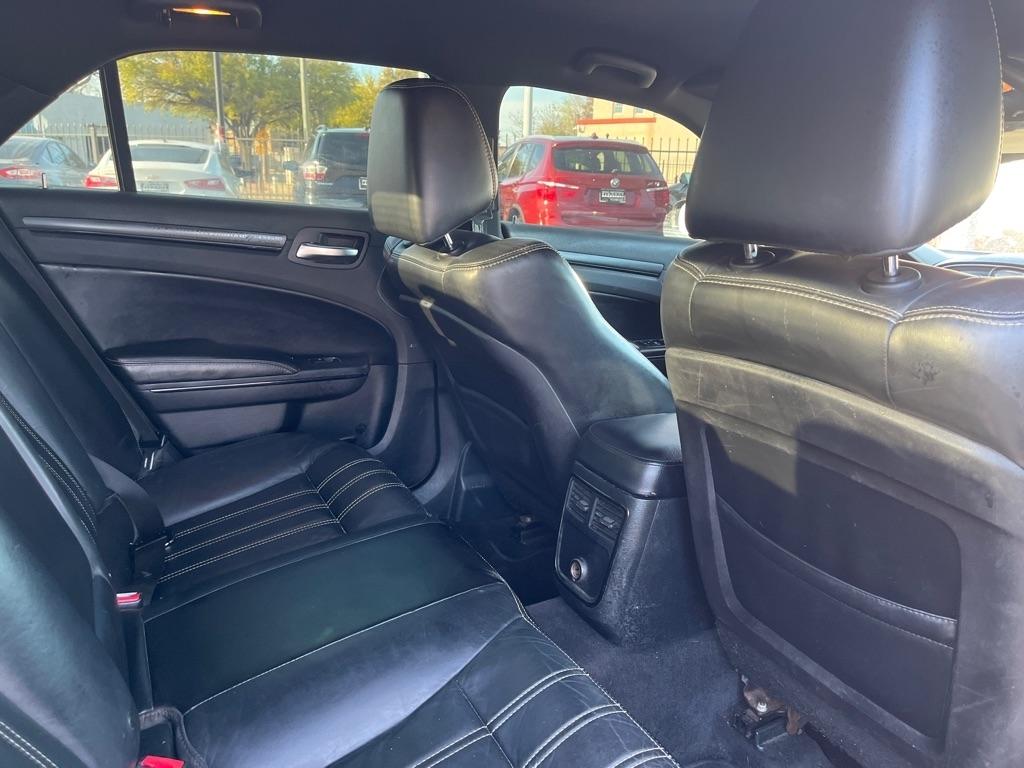 Chrysler 300 S V6 RWD 2013