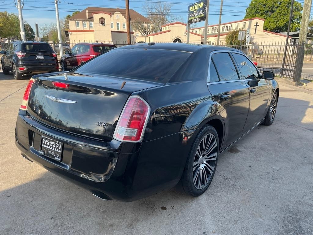 Chrysler 300 S V6 RWD 2013