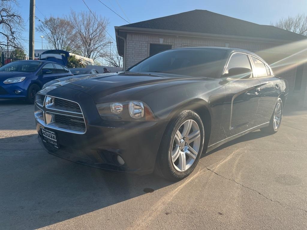 Dodge Charger SE 2011