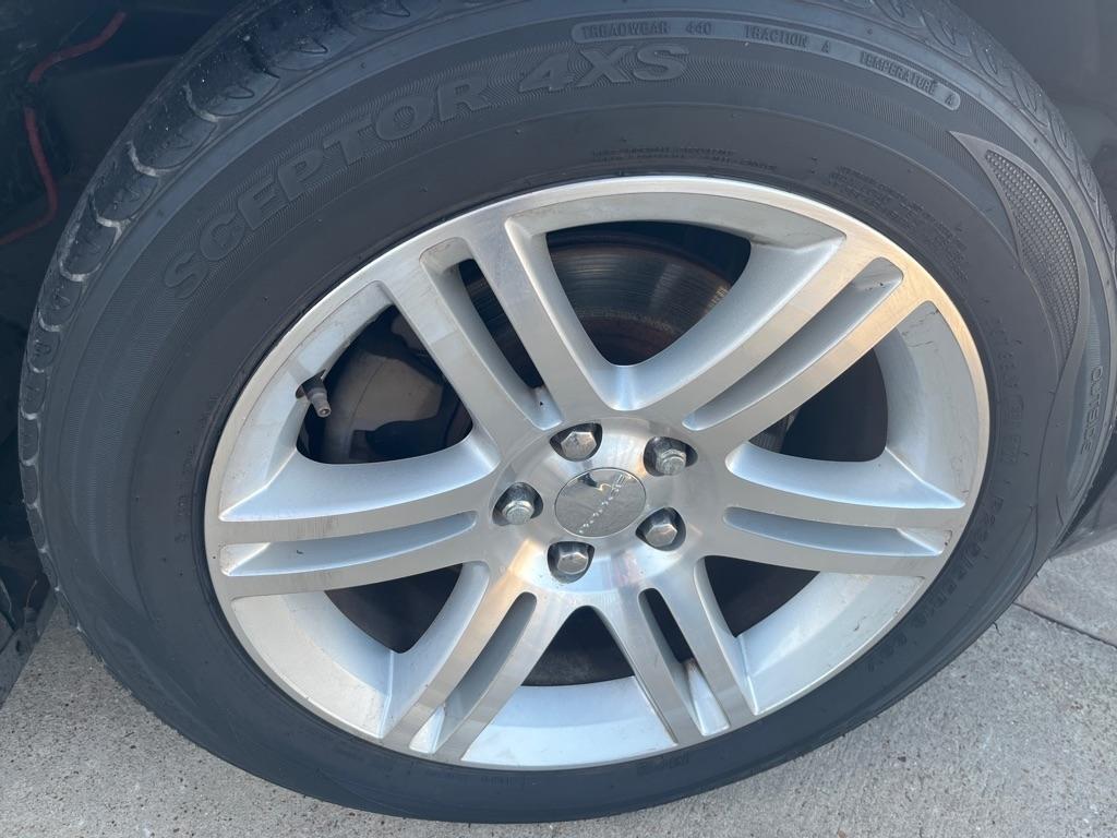 Dodge Charger SE 2011