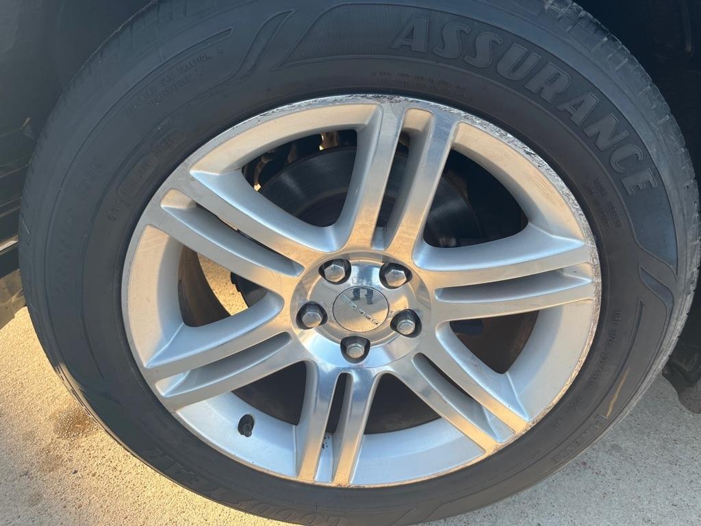 Dodge Charger SE 2011