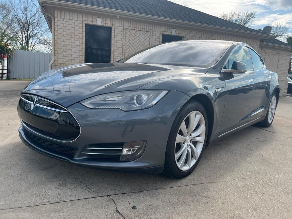 Tesla Model S Signature 2013