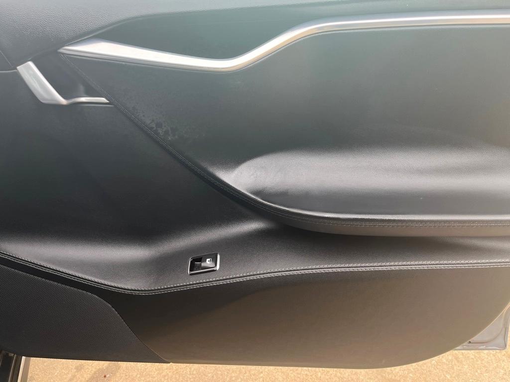 2013 Tesla Model S S - Photo 15