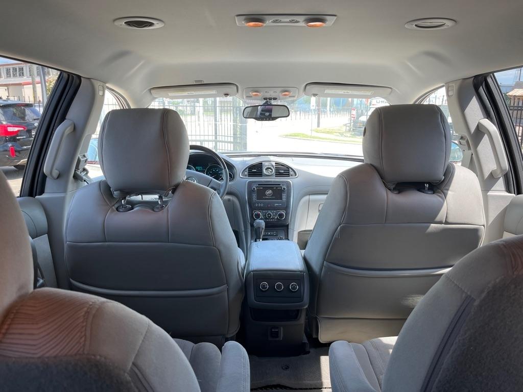 Buick Enclave Convenience FWD 2016