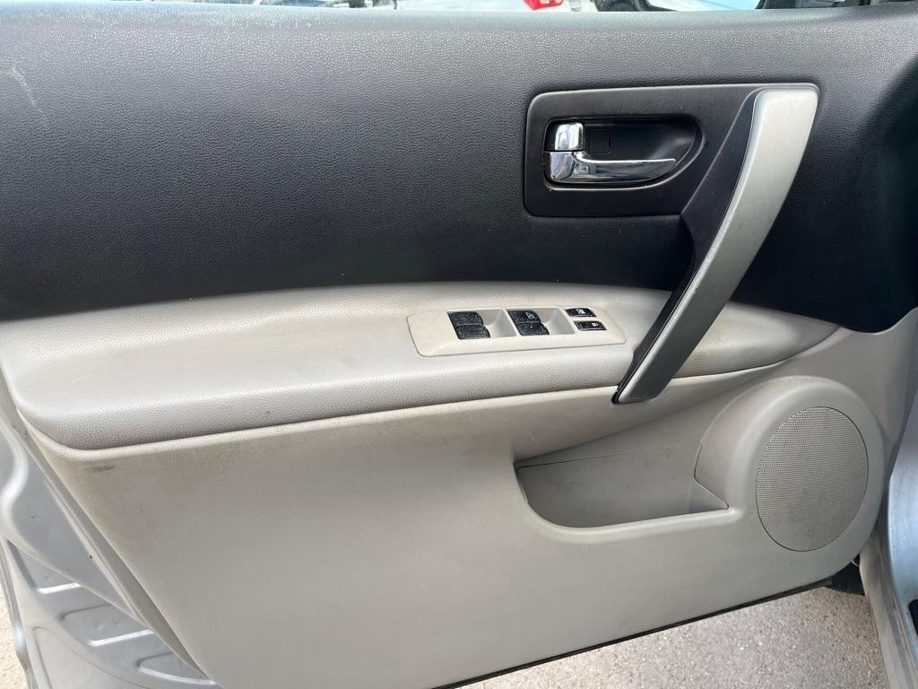 Nissan Rogue S 2WD 2009