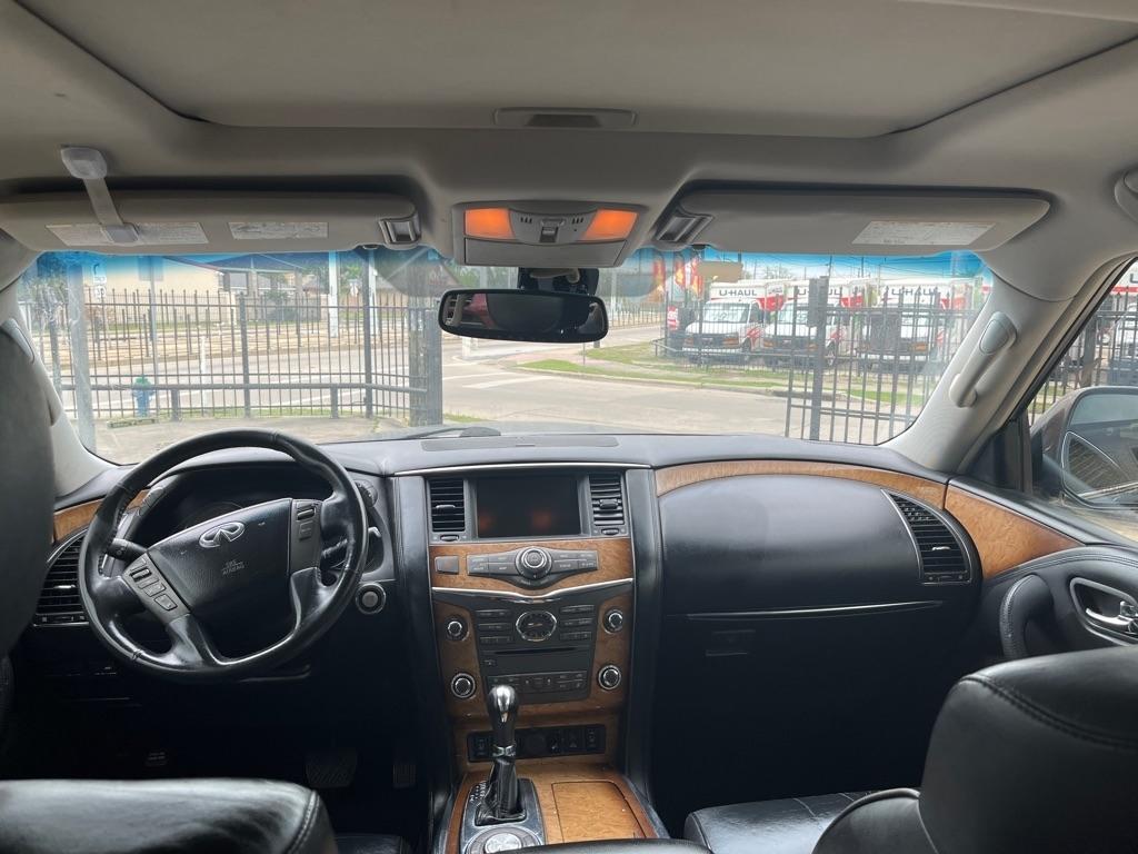 Infiniti QX56 2WD 2013