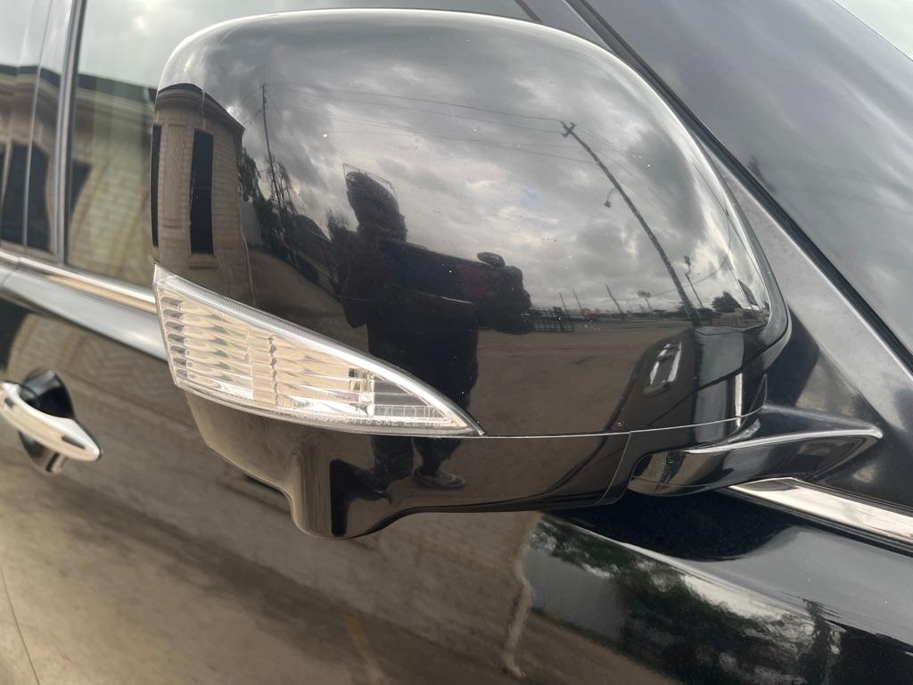 Infiniti QX56 2WD 2013