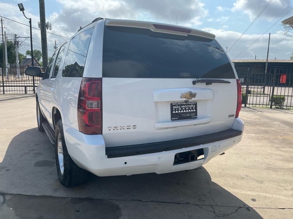 Chevrolet Tahoe LT1 2WD 2009