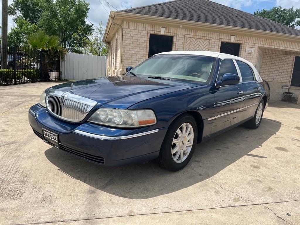 Lincoln Town Car Signature Limited 2008