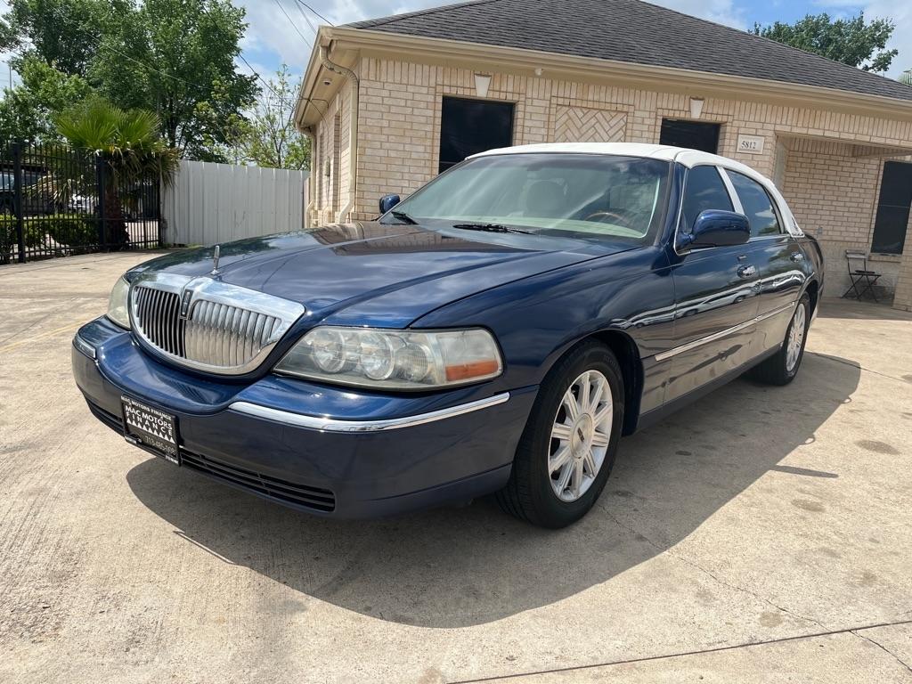 Lincoln Town Car Signature Limited 2008