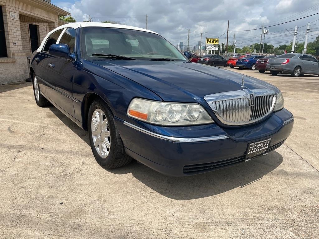 Lincoln Town Car Signature Limited 2008
