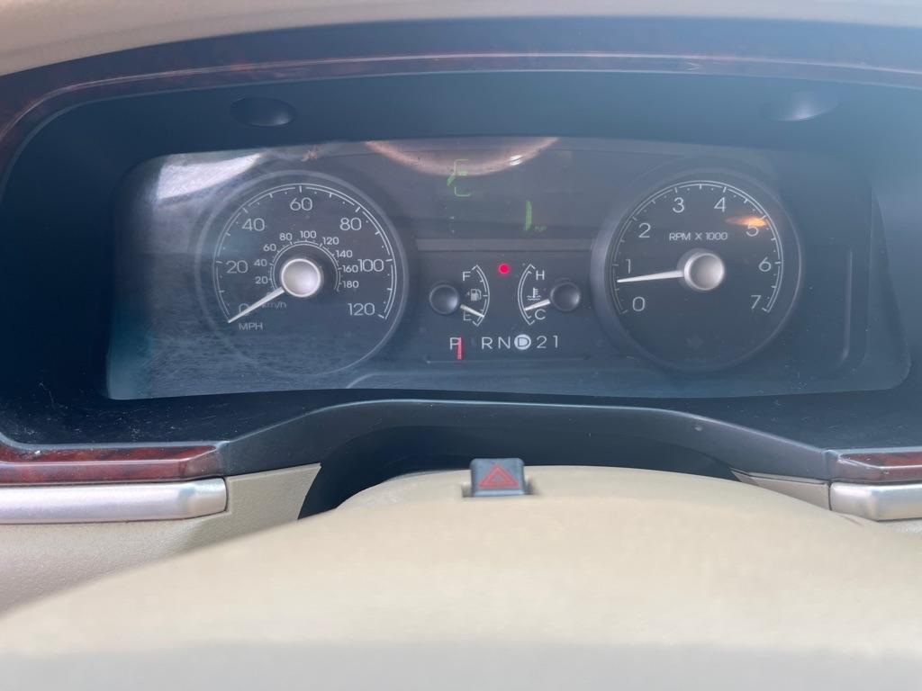 Lincoln Town Car Signature Limited 2008