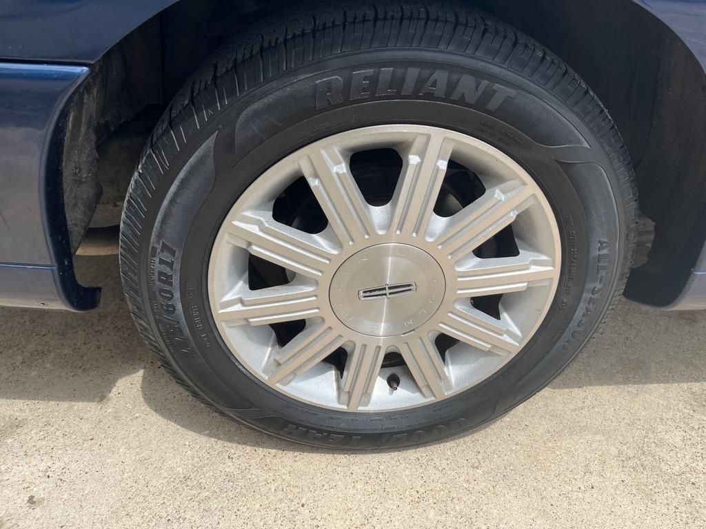 Lincoln Town Car Signature Limited 2008