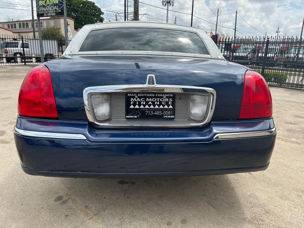 Lincoln Town Car Signature Limited 2008