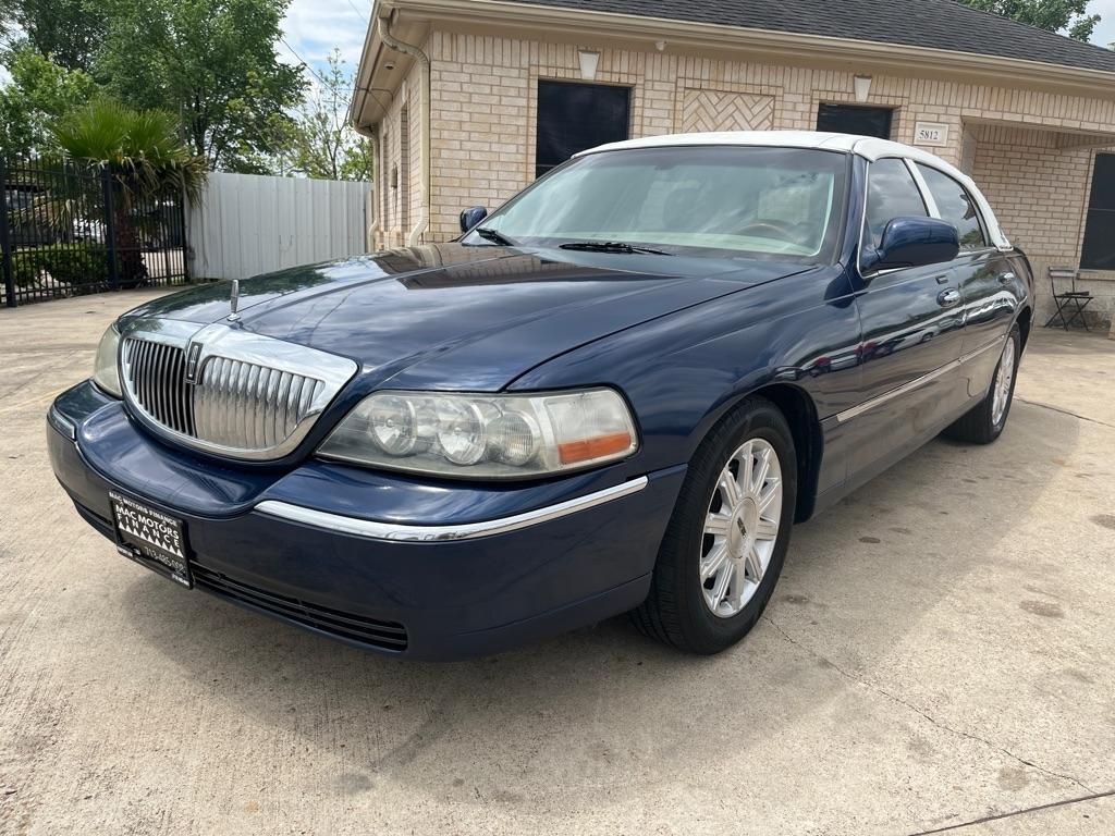 Lincoln Town Car Signature Limited 2008