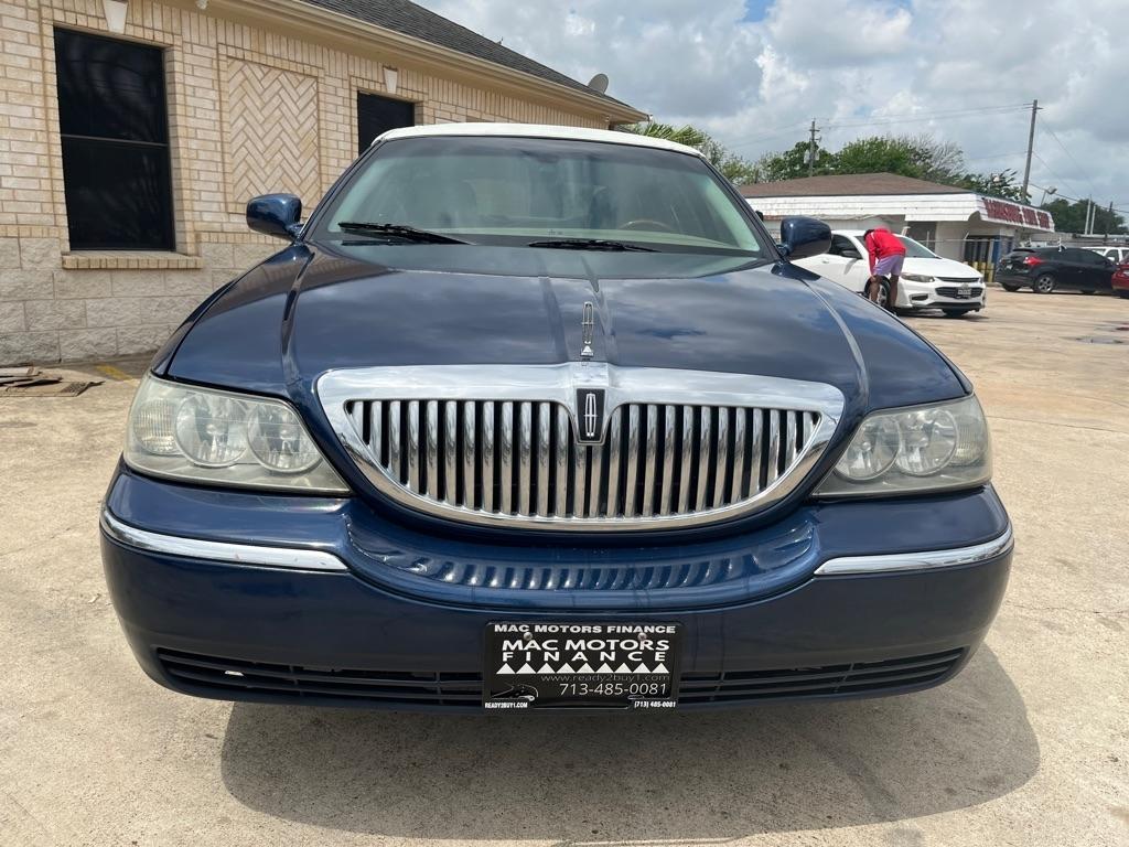 Lincoln Town Car Signature Limited 2008