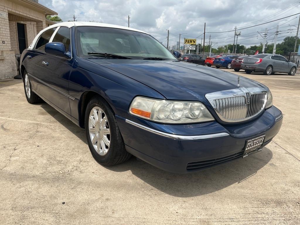 Lincoln Town Car Signature Limited 2008