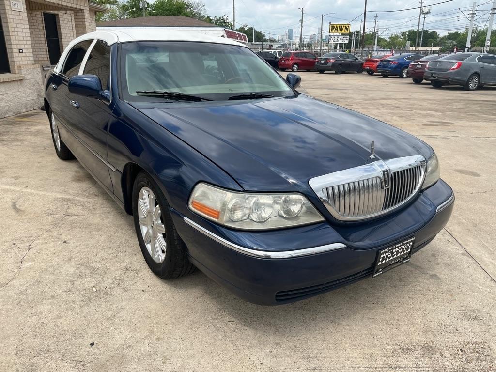 Lincoln Town Car Signature Limited 2008