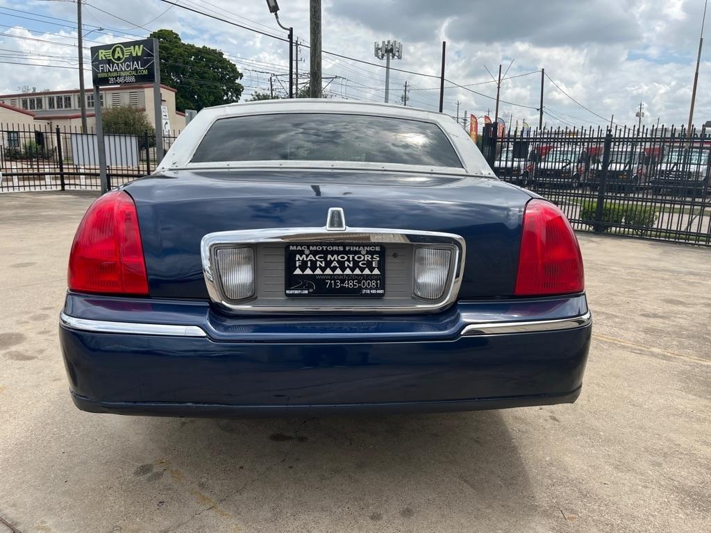 Lincoln Town Car Signature Limited 2008
