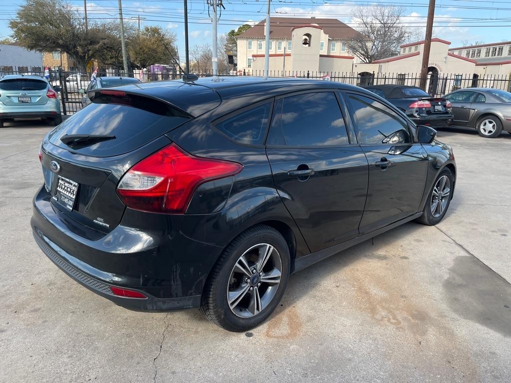 Ford Focus SE Hatch 2014
