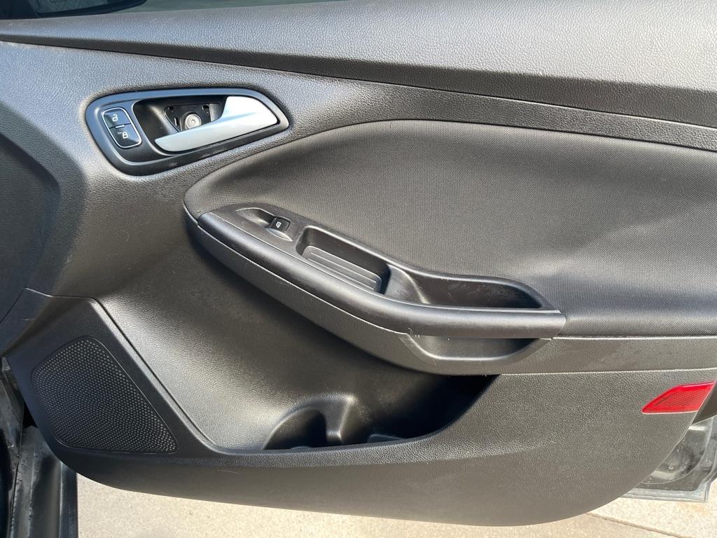 Ford Focus SE Hatch 2014