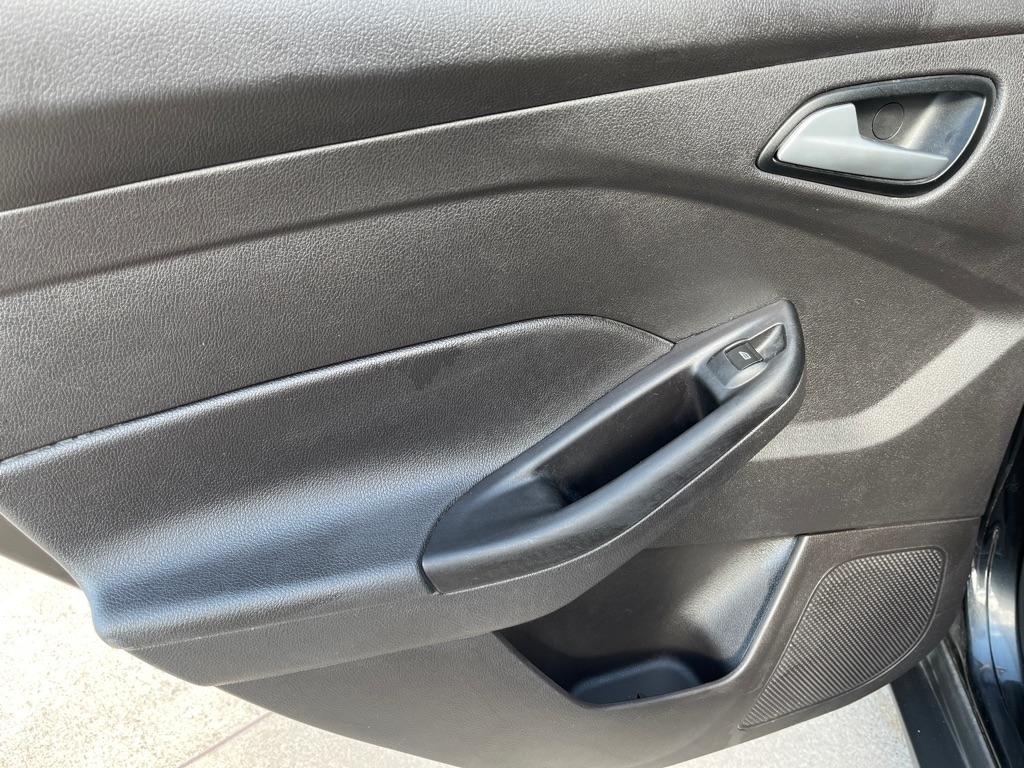 Ford Focus SE Hatch 2014
