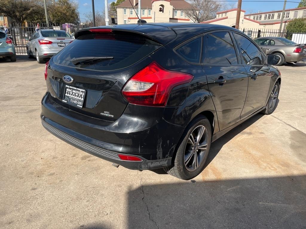 Ford Focus SE Hatch 2014