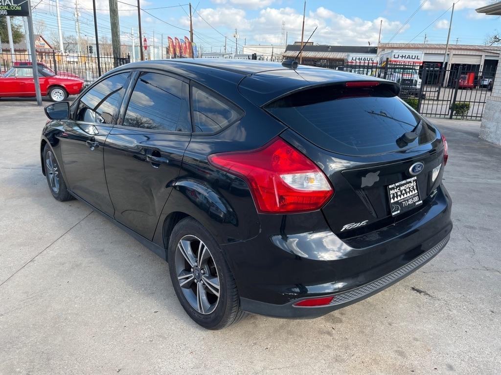Ford Focus SE Hatch 2014