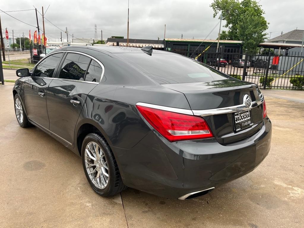 Buick LaCrosse Base 2015