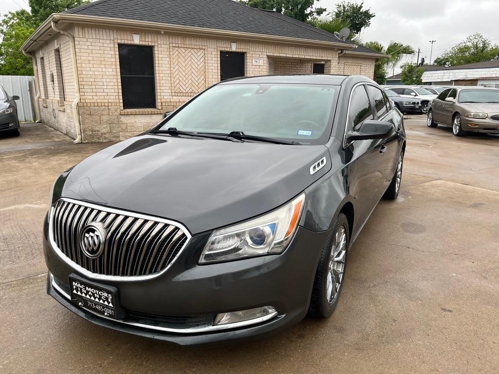 Buick LaCrosse Base 2015
