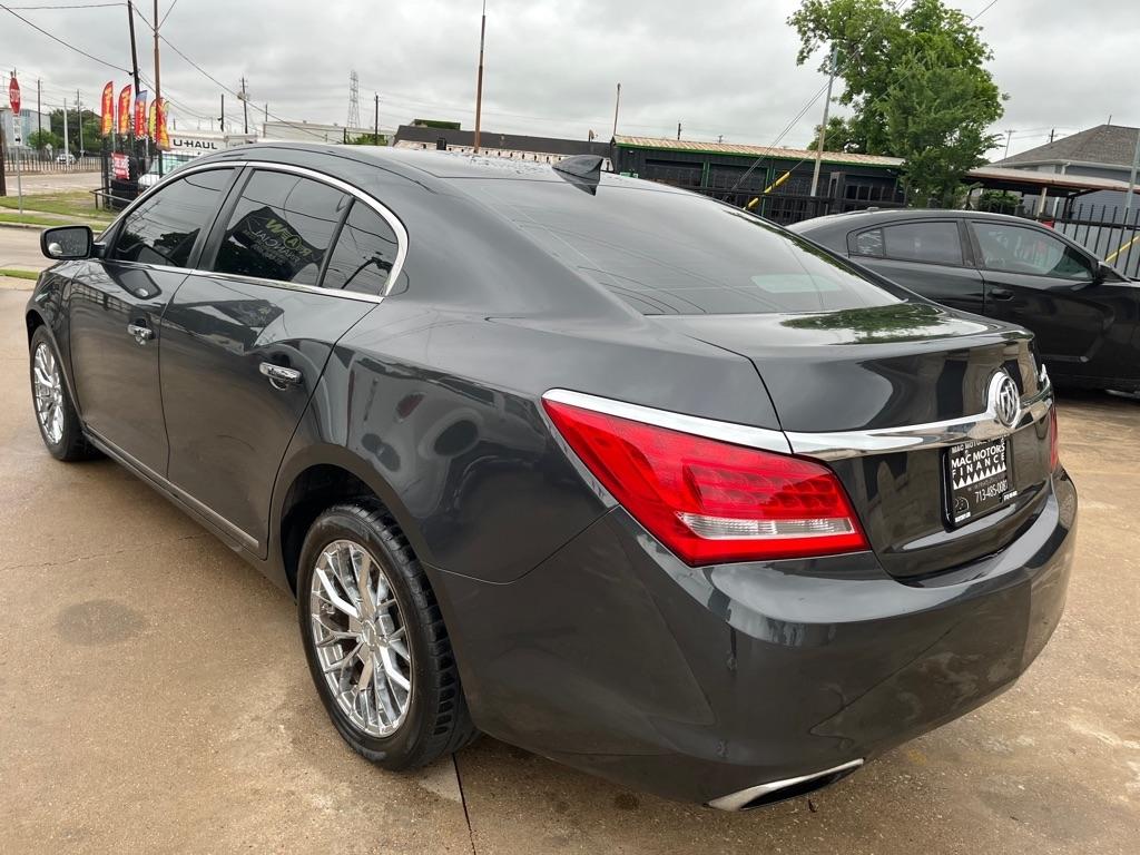 Buick LaCrosse Base 2015