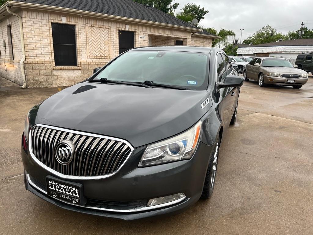 Buick LaCrosse Base 2015
