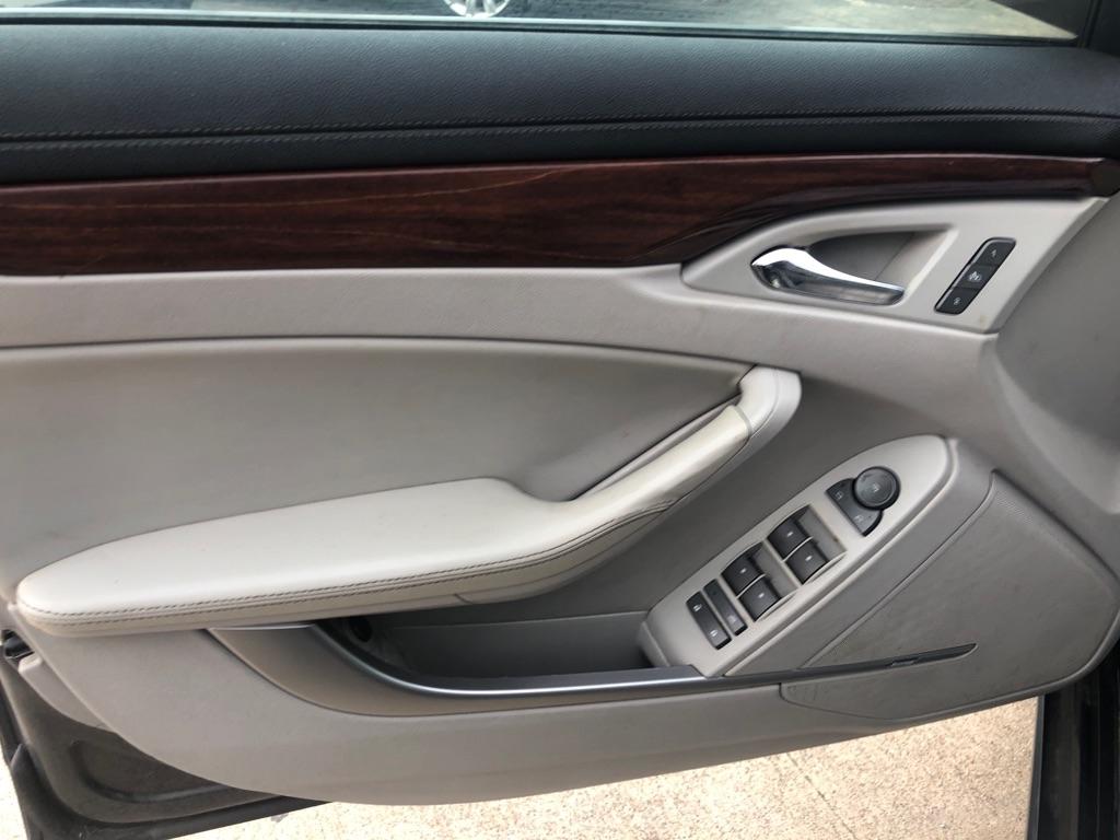 Cadillac CTS 3.0L Luxury 2010