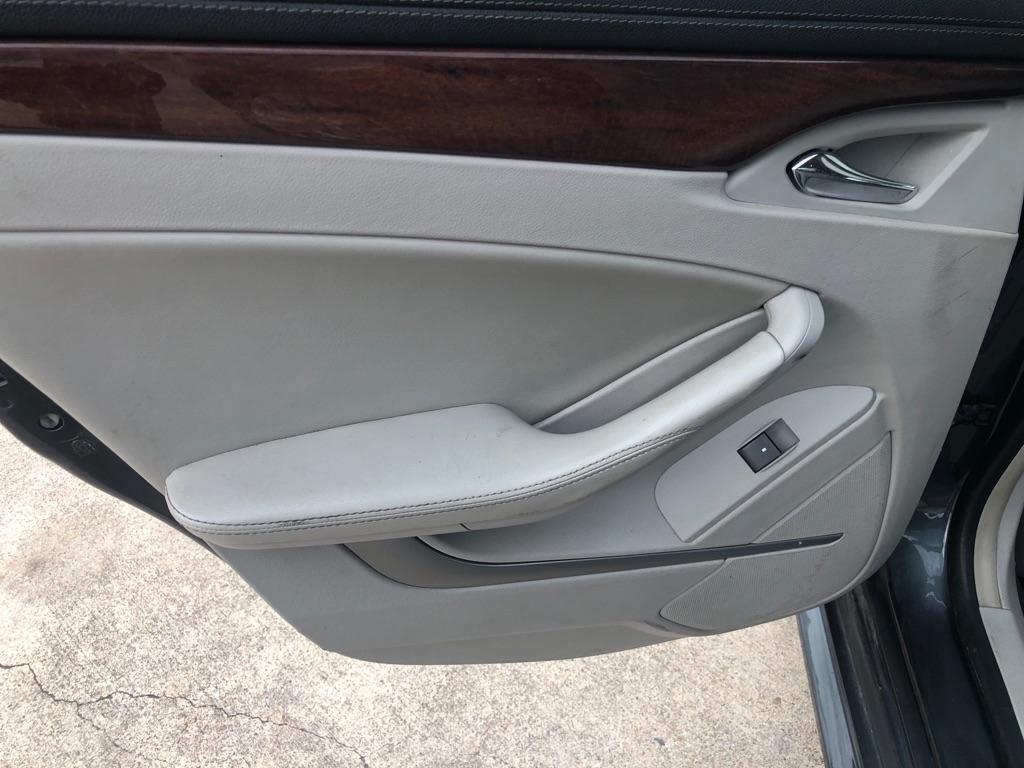 Cadillac CTS 3.0L Luxury 2010