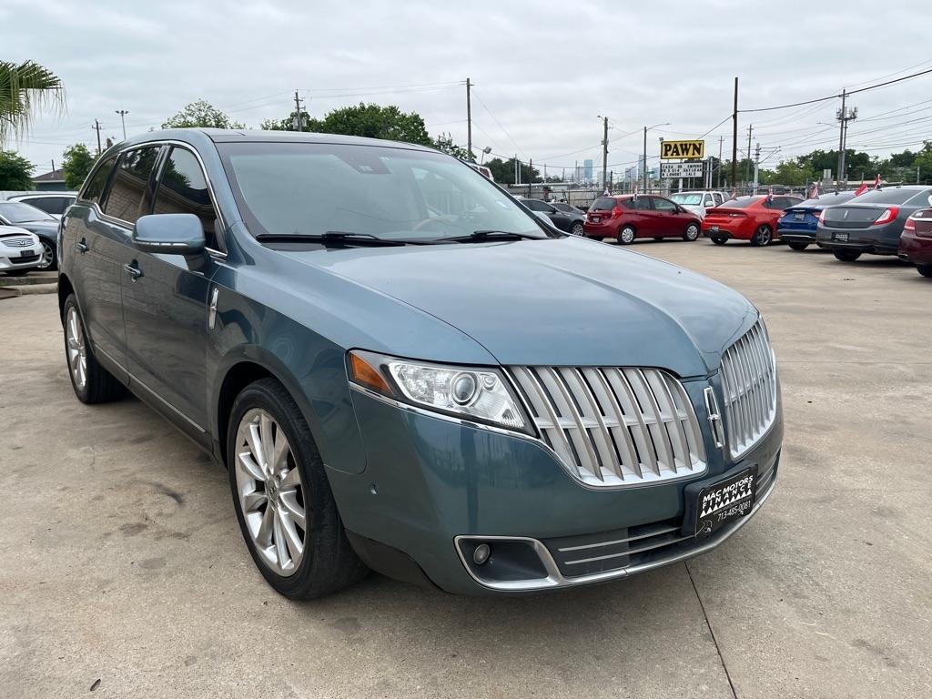 Lincoln MKT  2010