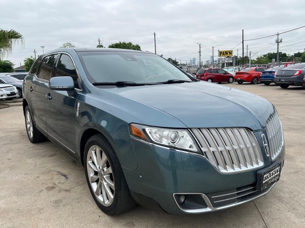 Lincoln MKT  2010