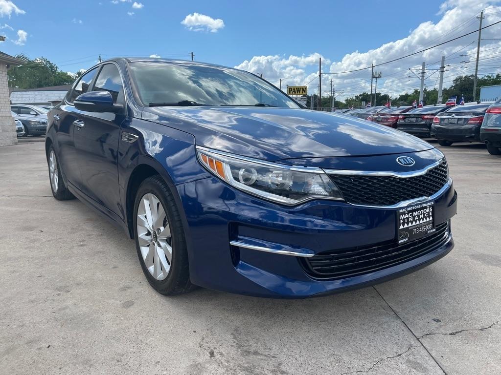 Kia Optima  2017