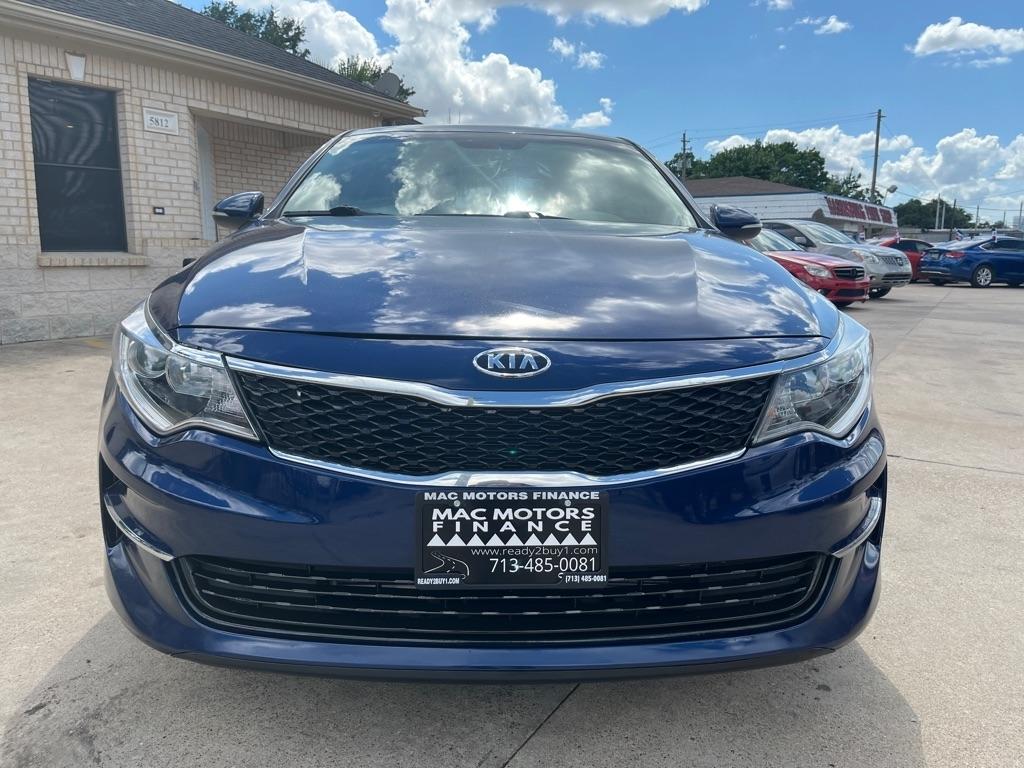 Kia Optima  2017