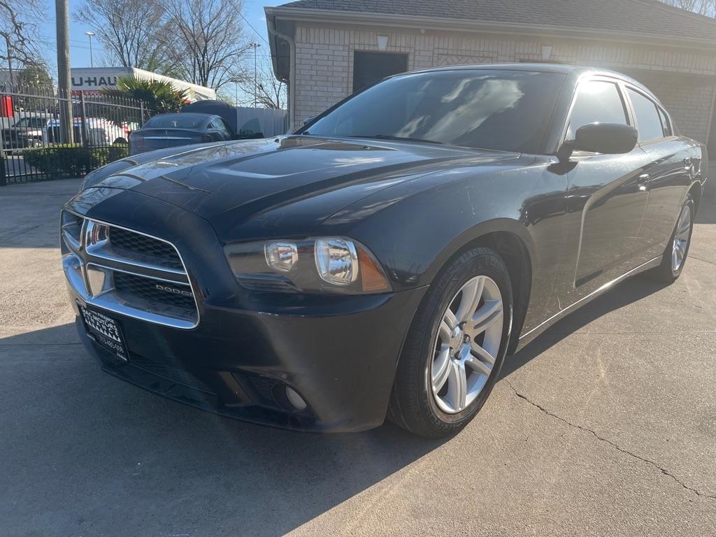 Dodge Charger SE 2011