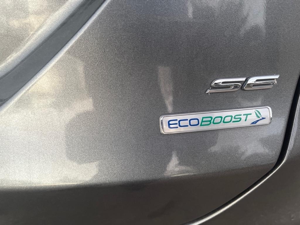 Ford Fusion SE 2013