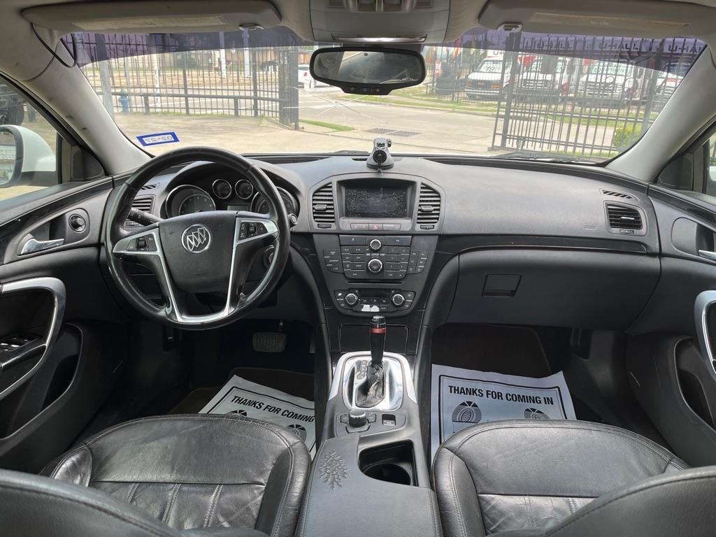 Buick Regal CXL Turbo - 4XT 2011