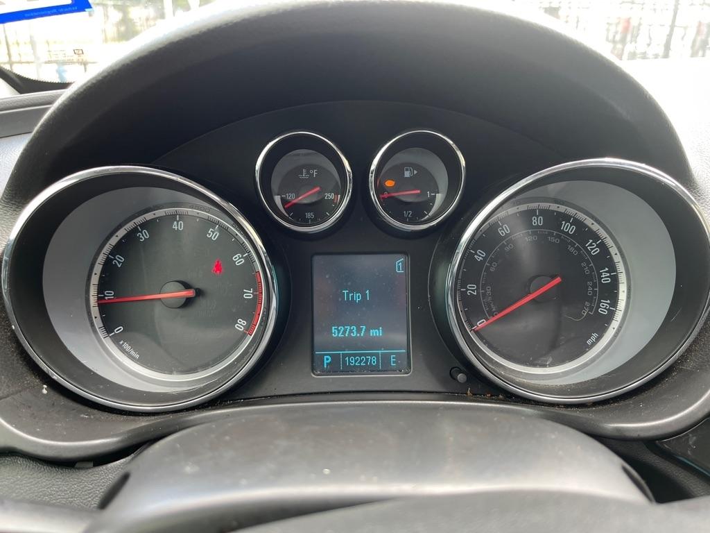 Buick Regal CXL Turbo - 4XT 2011