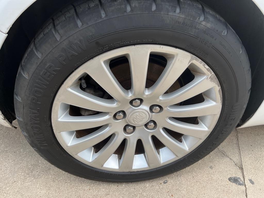 Buick Regal CXL Turbo - 4XT 2011