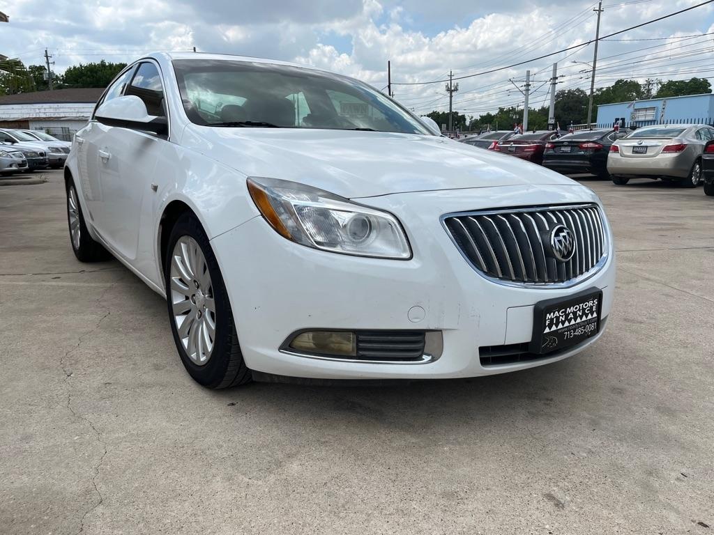 Buick Regal CXL Turbo - 4XT 2011